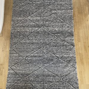 tapis Zanafi kilim berbère noir